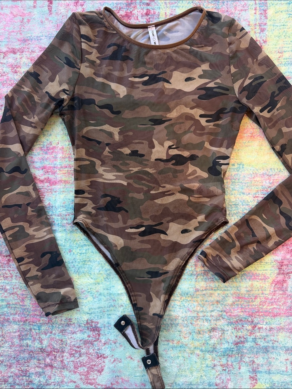 Women's Long-Sleeve Camo Bodysuit - Brown Camouflage